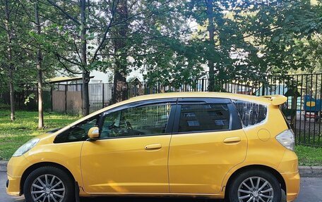 Honda Fit III, 2011 год, 850 000 рублей, 8 фотография