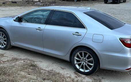 Toyota Camry, 2017 год, 2 700 000 рублей, 4 фотография