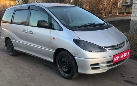 Toyota Estima III рестайлинг -2, 2003 год, 730 000 рублей, 2 фотография