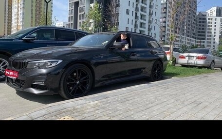 BMW 3 серия, 2020 год, 3 800 000 рублей, 1 фотография