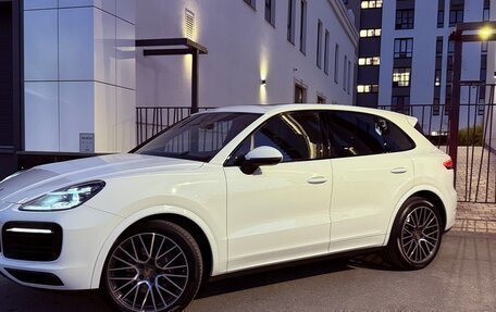 Porsche Cayenne III, 2019 год, 9 400 000 рублей, 2 фотография
