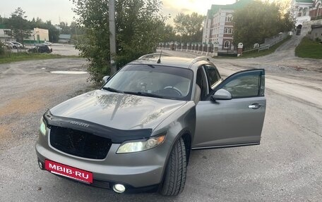 Infiniti FX I, 2003 год, 1 350 000 рублей, 16 фотография
