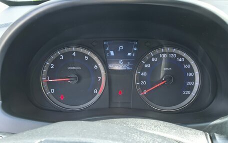 Hyundai Solaris II рестайлинг, 2012 год, 950 000 рублей, 7 фотография