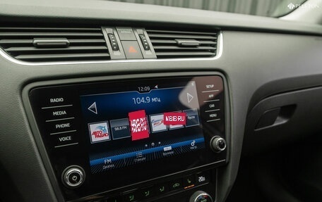 Skoda Octavia, 2018 год, 2 390 000 рублей, 23 фотография