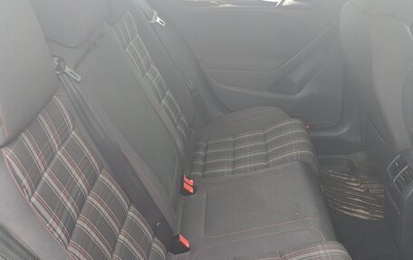 Volkswagen Golf GTI VII, 2011 год, 1 100 000 рублей, 8 фотография