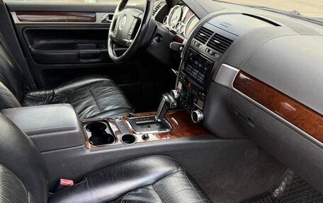 Volkswagen Touareg III, 2007 год, 950 000 рублей, 10 фотография
