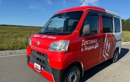 Daihatsu Hijet X, 2018 год, 768 000 рублей, 1 фотография