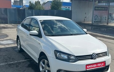 Volkswagen Polo VI (EU Market), 2013 год, 865 000 рублей, 1 фотография