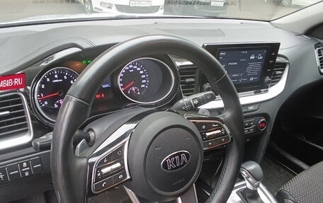 KIA cee'd III, 2020 год, 2 100 000 рублей, 15 фотография