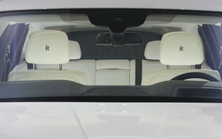 Rolls-Royce Cullinan, 2025 год, 50 000 000 рублей, 14 фотография