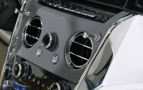 Rolls-Royce Cullinan, 2025 год, 50 000 000 рублей, 22 фотография