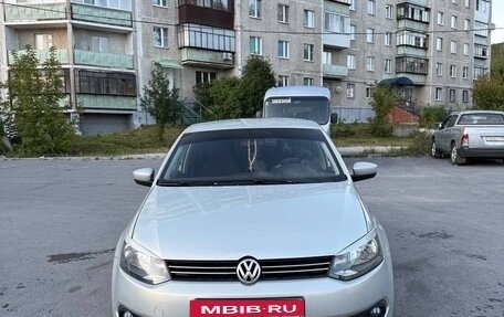 Volkswagen Polo VI (EU Market), 2011 год, 750 000 рублей, 4 фотография