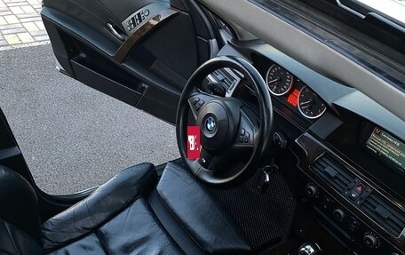 BMW 5 серия, 2005 год, 650 000 рублей, 8 фотография