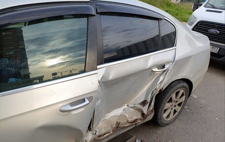 Volkswagen Passat B6, 2005 год, 390 000 рублей, 4 фотография