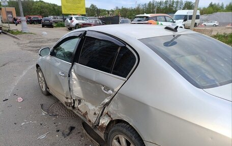 Volkswagen Passat B6, 2005 год, 390 000 рублей, 3 фотография