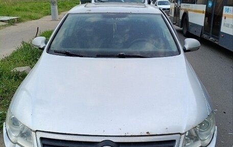 Volkswagen Passat B6, 2005 год, 390 000 рублей, 8 фотография