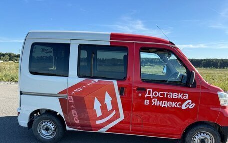 Daihatsu Hijet X, 2018 год, 768 000 рублей, 4 фотография