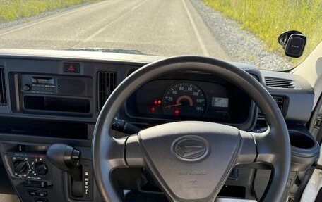 Daihatsu Hijet X, 2018 год, 768 000 рублей, 8 фотография