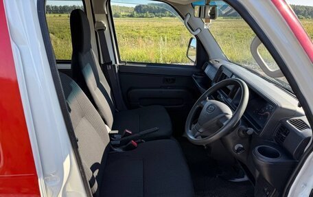 Daihatsu Hijet X, 2018 год, 768 000 рублей, 10 фотография