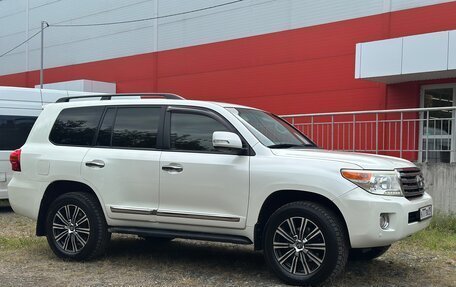 Toyota Land Cruiser 200, 2012 год, 4 350 777 рублей, 3 фотография