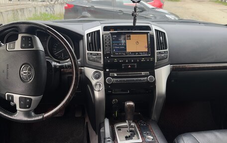 Toyota Land Cruiser 200, 2012 год, 4 350 777 рублей, 17 фотография