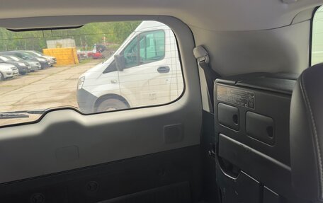 Toyota Land Cruiser 200, 2012 год, 4 350 777 рублей, 20 фотография