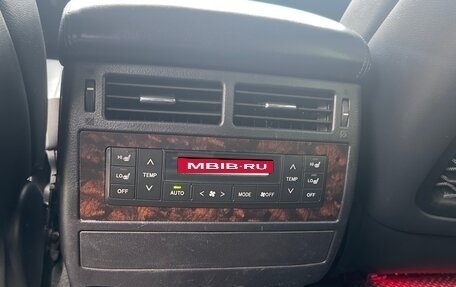 Toyota Land Cruiser 200, 2012 год, 4 350 777 рублей, 22 фотография