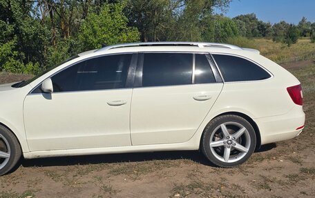 Skoda Superb III рестайлинг, 2012 год, 1 450 000 рублей, 9 фотография