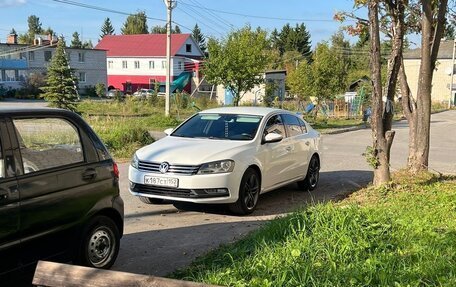 Volkswagen Passat B7, 2012 год, 1 070 000 рублей, 3 фотография