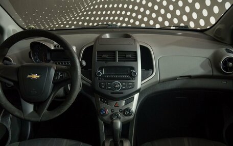 Chevrolet Aveo III, 2012 год, 593 000 рублей, 10 фотография