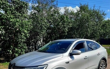 Renault Arkana I, 2021 год, 1 700 000 рублей, 2 фотография