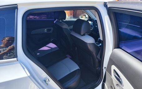 Chevrolet Cruze II, 2014 год, 900 000 рублей, 12 фотография