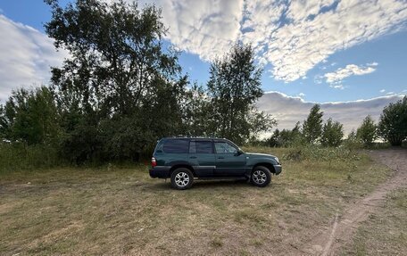Toyota Land Cruiser 100 рестайлинг 2, 2000 год, 1 075 000 рублей, 4 фотография