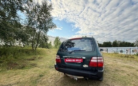 Toyota Land Cruiser 100 рестайлинг 2, 2000 год, 1 075 000 рублей, 8 фотография
