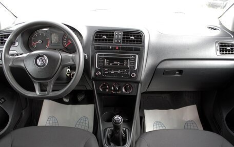 Volkswagen Polo VI (EU Market), 2018 год, 799 000 рублей, 7 фотография