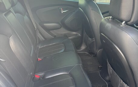 Hyundai ix35 I рестайлинг, 2013 год, 1 600 000 рублей, 23 фотография