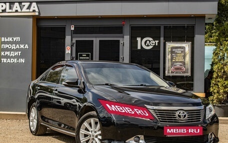 Toyota Camry, 2013 год, 1 719 000 рублей, 2 фотография