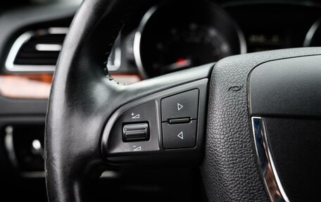 Skoda Superb III рестайлинг, 2012 год, 1 250 000 рублей, 19 фотография