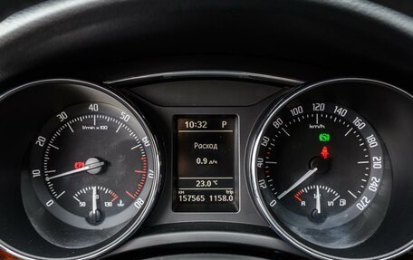 Skoda Superb III рестайлинг, 2012 год, 1 250 000 рублей, 18 фотография