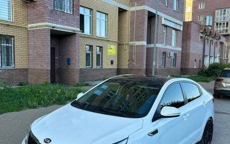 KIA Rio III рестайлинг, 2015 год, 1 050 000 рублей, 2 фотография