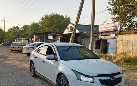 Chevrolet Cruze II, 2012 год, 750 000 рублей, 4 фотография