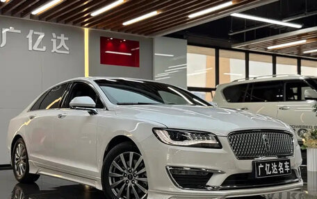Lincoln MKZ II рестайлинг, 2020 год, 2 330 000 рублей, 3 фотография