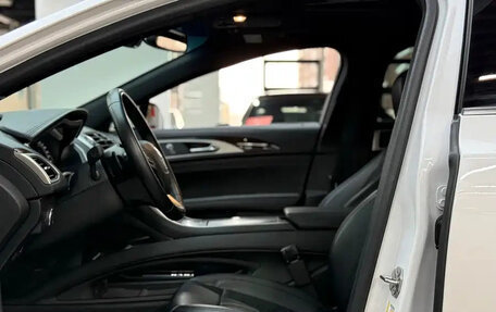 Lincoln MKZ II рестайлинг, 2020 год, 2 330 000 рублей, 4 фотография