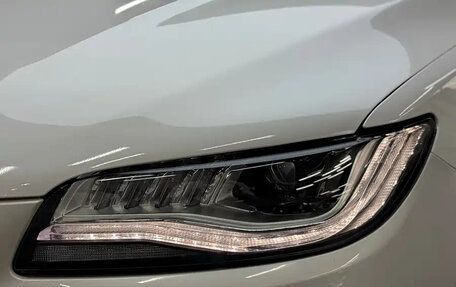 Lincoln MKZ II рестайлинг, 2020 год, 2 330 000 рублей, 11 фотография
