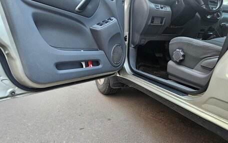 Toyota RAV4, 2001 год, 850 000 рублей, 8 фотография