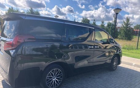 Toyota Alphard III, 2021 год, 6 500 000 рублей, 5 фотография