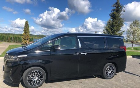 Toyota Alphard III, 2021 год, 6 500 000 рублей, 3 фотография