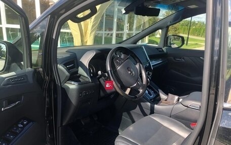 Toyota Alphard III, 2021 год, 6 500 000 рублей, 7 фотография