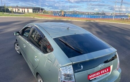 Toyota Prius, 2008 год, 850 000 рублей, 16 фотография