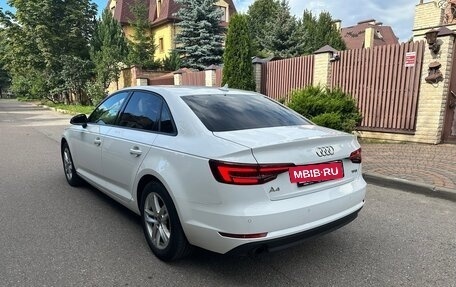 Audi A4, 2018 год, 2 550 000 рублей, 5 фотография